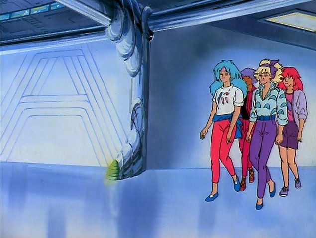 Jerrica and the Holograms arrving at Starlight Drive-in
